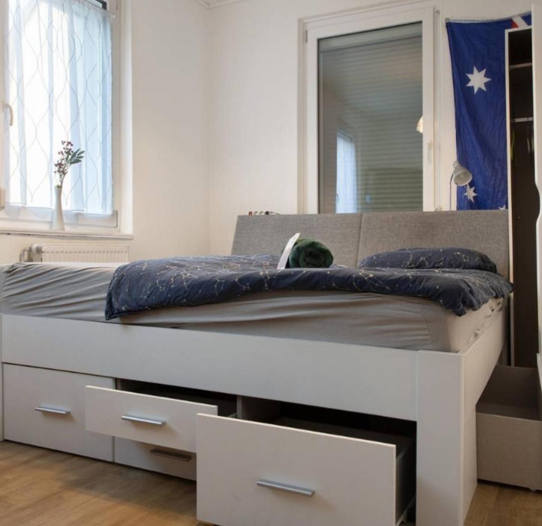 Charmantes Helles Zimmer Zentrumnah Und Naturnah เกิพพิงเงน ภายนอก รูปภาพ